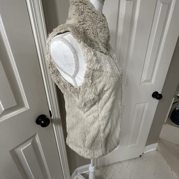 Patagonia Ladies Size Medium Best - Picture 7 of 9